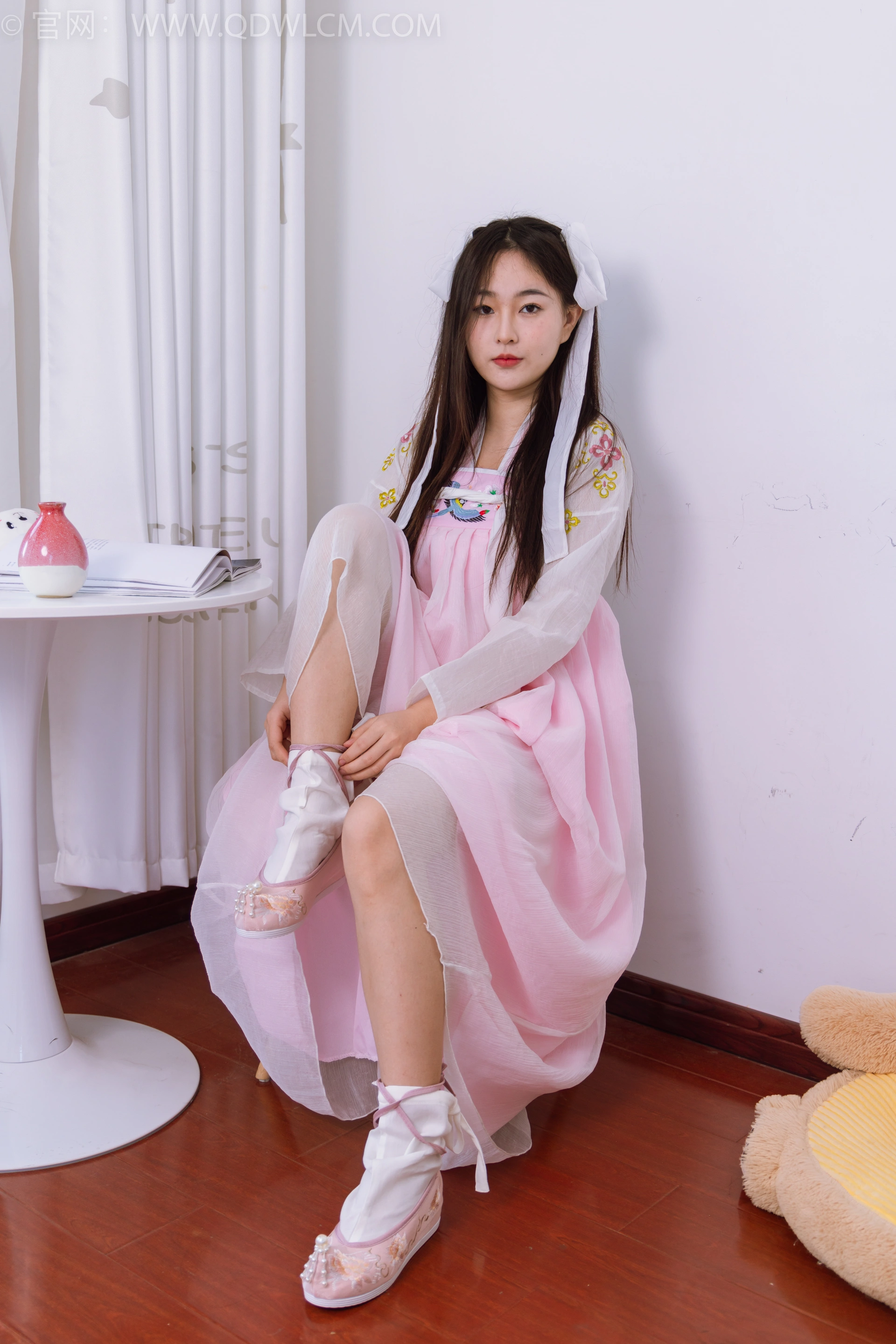 物恋传媒 NO.1484 美兔-杏花微雨 1